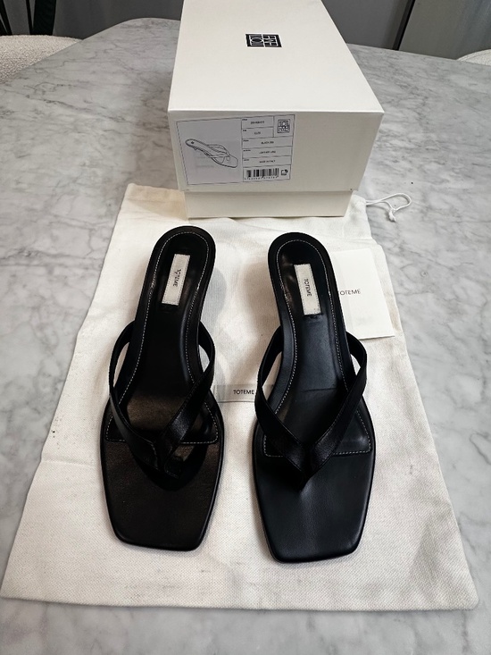 Toteme Shoes - Toteme sandals